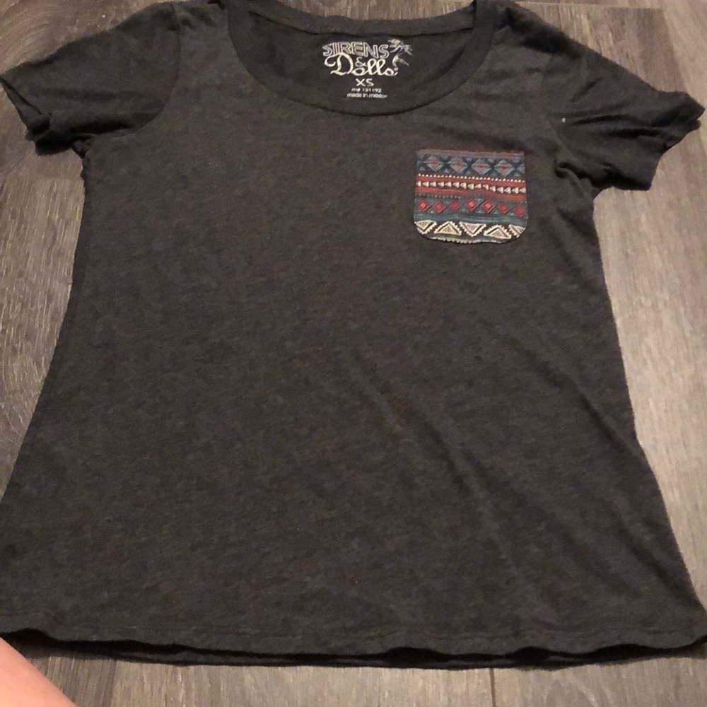 Tee